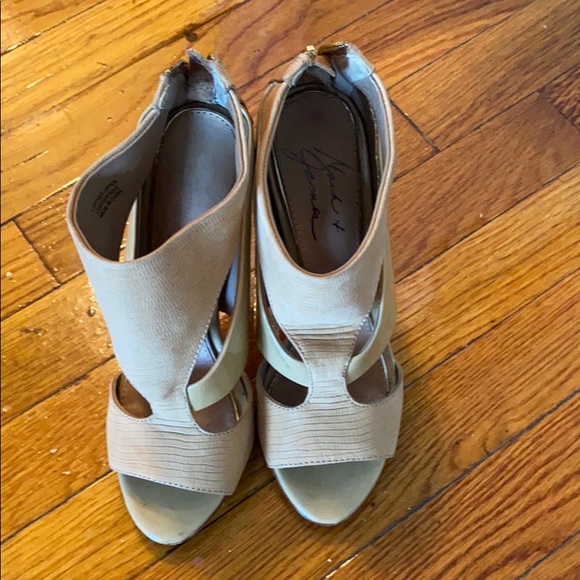 Woman's badgley mishka shoes size 6 - Picture 1 of 5